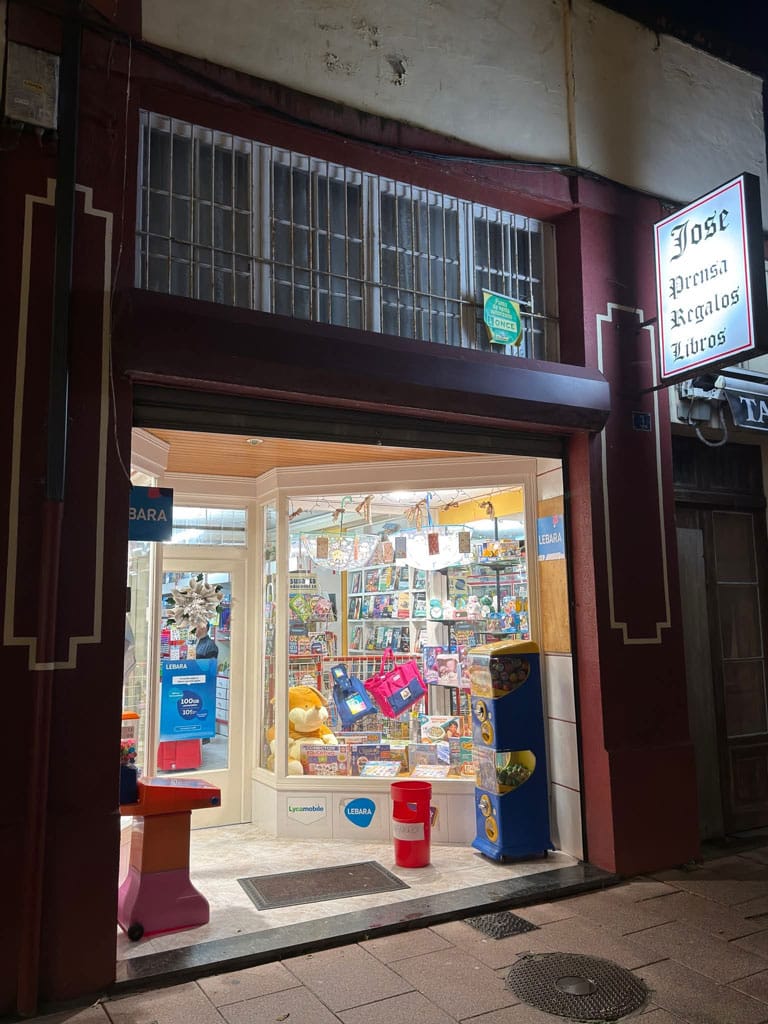 copisteria-libreria-luarca